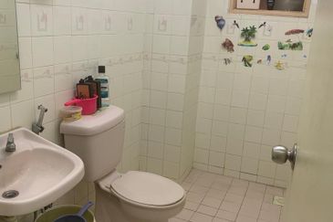 Pandan Mewah Heights Condominium