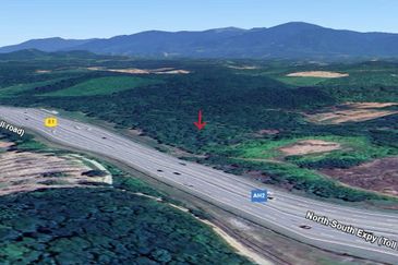 Petrol Station Land at Behrang - PLUS Highway