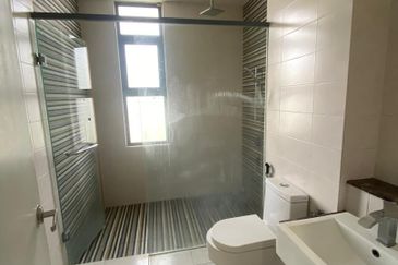 Double Storey Super Linkes Summer Glades Corner