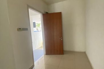 Double Storey Super Linkes Summer Glades Corner