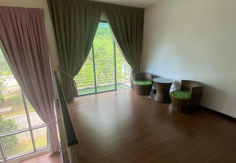 Double Storey Super Linkes Summer Glades Corner