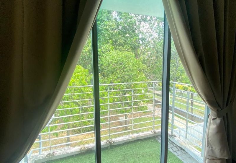 Double Storey Super Linkes Summer Glades Corner