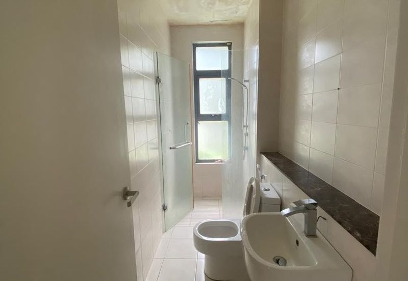 Double Storey Super Linkes Summer Glades Corner