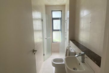 Double Storey Super Linkes Summer Glades Corner