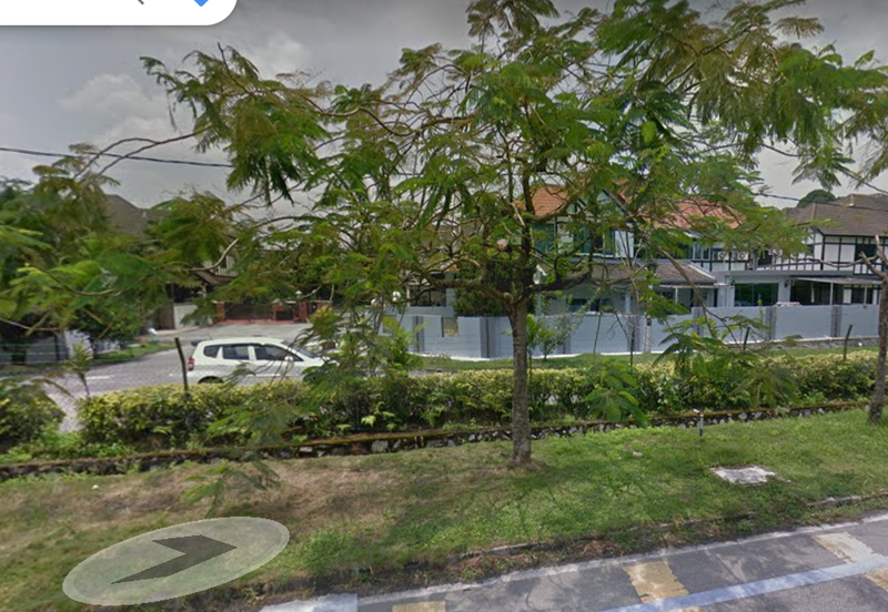 SL 8, Bandar Sungai Long