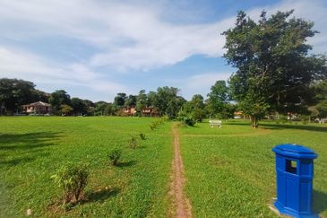 SL 4, Bandar Sungai Long