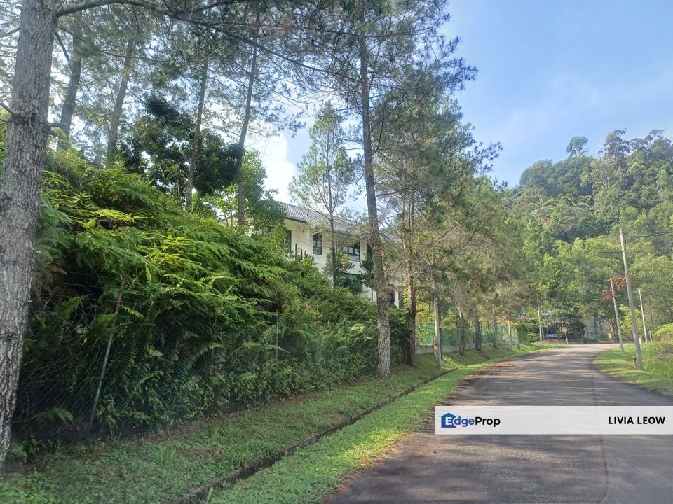 For sale - Bungalow land facing Golf course and French Village with 2 road access at Berjaya Bukit Tinggi Resort , Bentong  Pahang, Pahang, Bentong