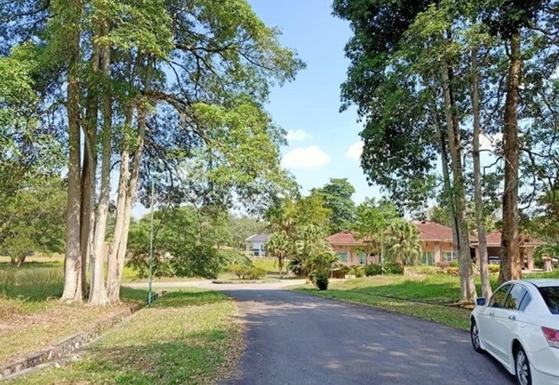 College Heights Garden Resort