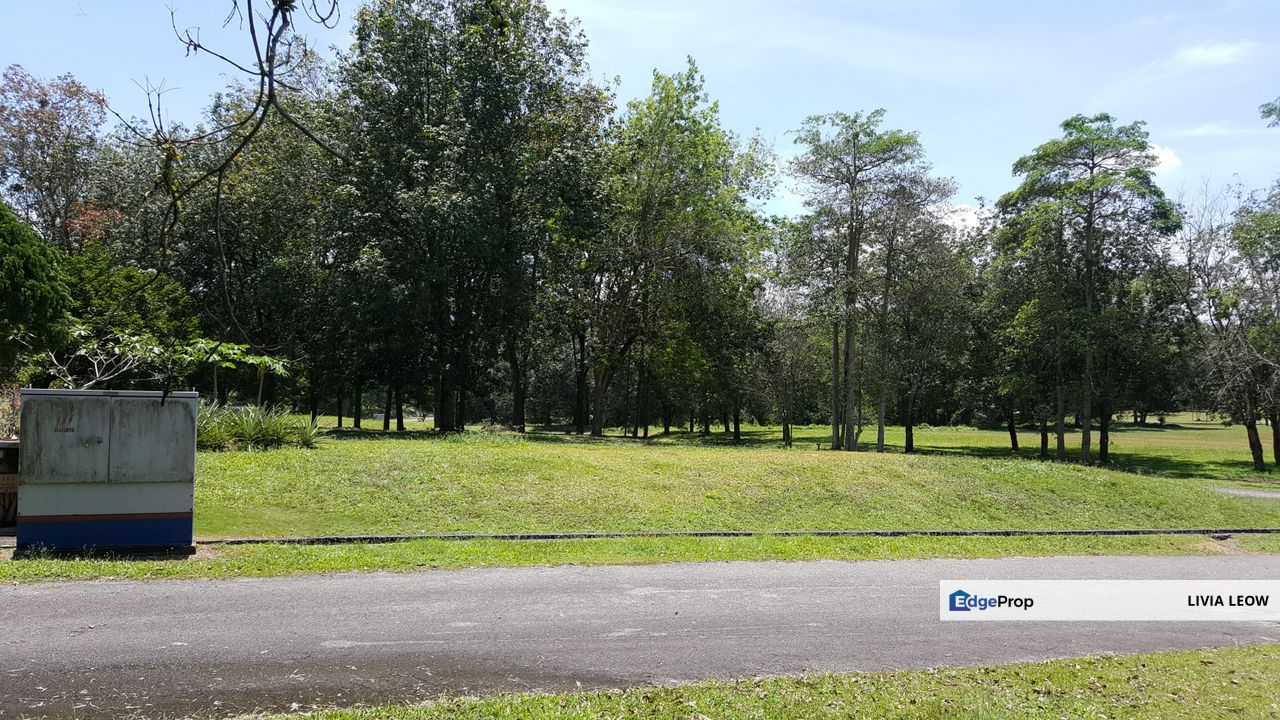 Value buy Freehold  Residential land at College Heights Garden Resort, Pajam, flat land , Negeri Sembilan, Nilai