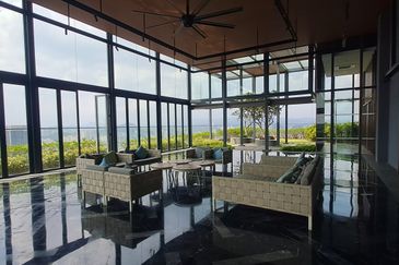 Aria Luxury Residence