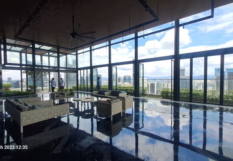 Aria Luxury Residence