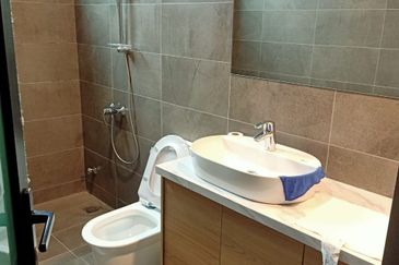 College Heights Garden Resort