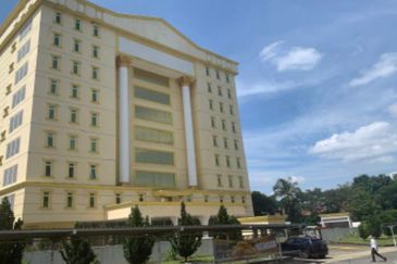 9 Storey building for sale at Prime location of Subang Jaya 