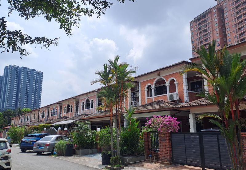 SL 4, Bandar Sungai Long