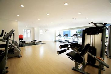 Zeta DeSkye Residence