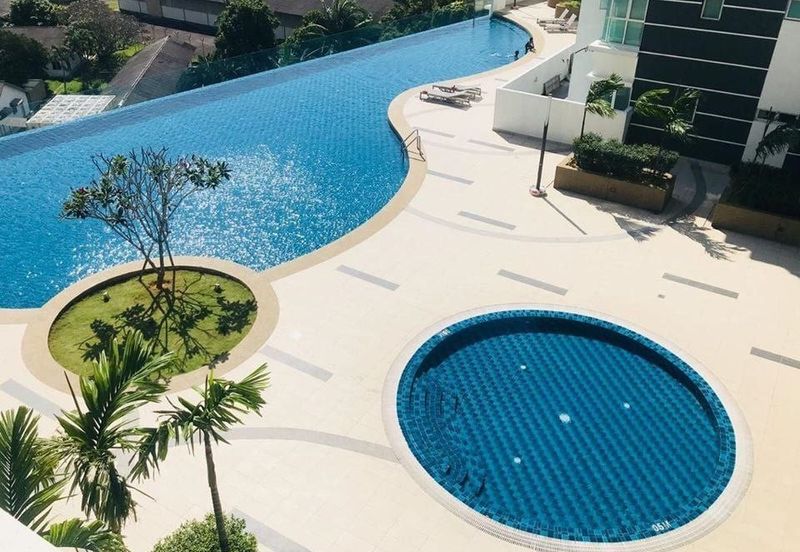 Zeta DeSkye Residence