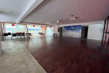 10 storey Building for sale ready for occupation at Value price at  Jalan Seri Utara 1, Taman Wahyu, Kuala Lumpur 