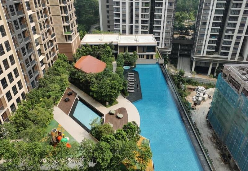 Henna Residence @ The Quartz