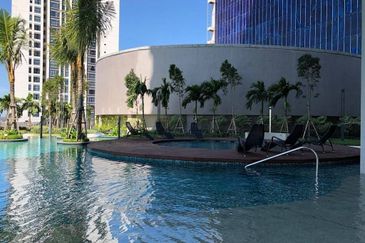 Dianthus @ Tropicana Gardens