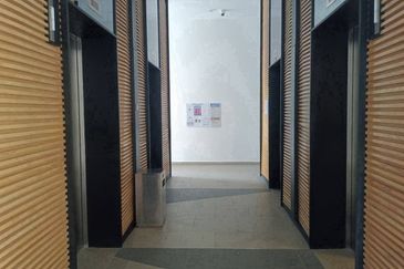 Datum Jelatek Residence