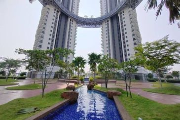 Datum Jelatek Residence