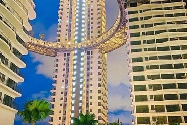 Datum Jelatek Residence