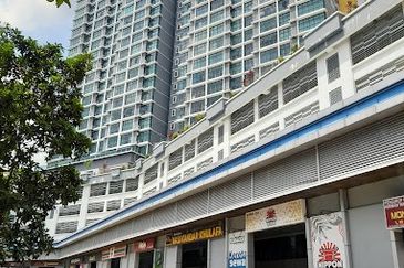 Vista Alam Serviced Apartment