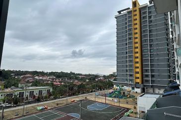 Vista Alam Serviced Apartment