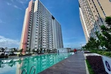 LakeFront Residence Cyberjaya