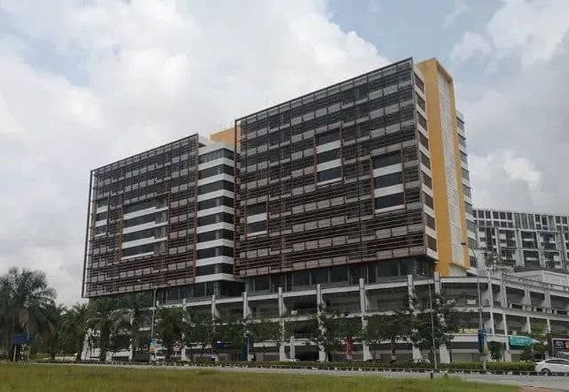 Radia Retail, Seksyen U8