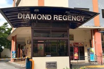 Diamond Regency