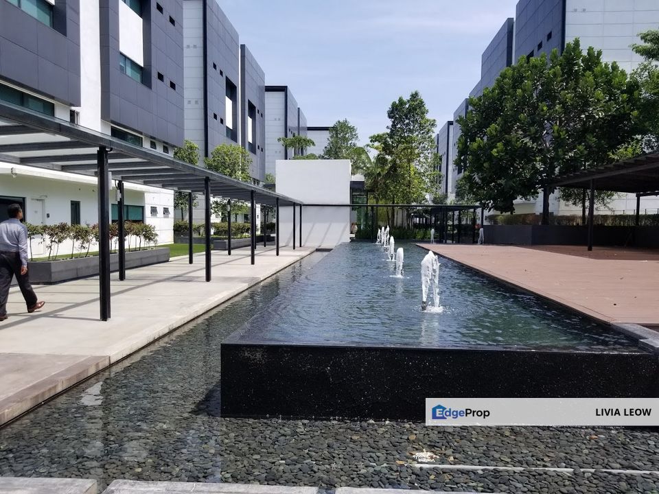 Sale -25% Below Market Value Star Central Cyberjaya 16 Signature Office/Retails Suites Within A Block Of 8 Storey Building , Selangor, Cyberjaya