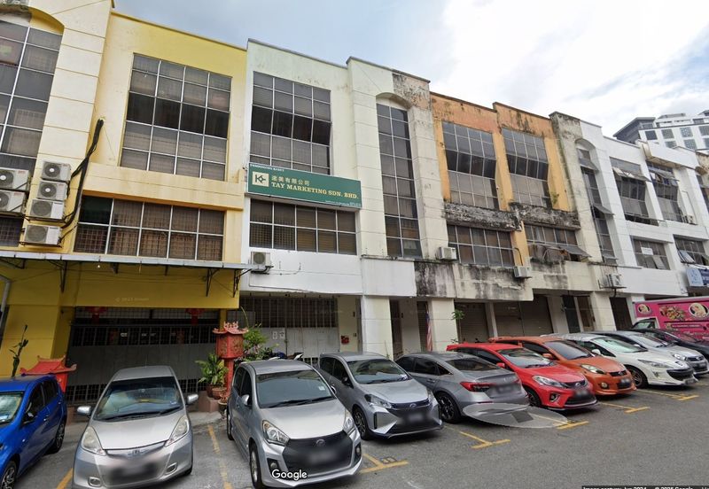 Sale Below market 4 storey shoplot at  Taman Prima Selayang  Batu Caves, Selangor