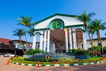 Tropicana Golf & Country Resort