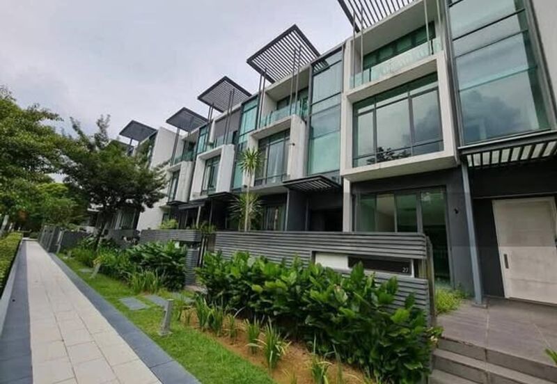 East Residence @ KLGCC