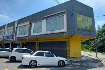Sale Below Market No. 16, Jalan Raja Nala 14, Off Jalan Bukit Kapar, Taman Bukit Kapar, 42200 Klang, Selangor Double Storey Shop Office (Corner Lot)
