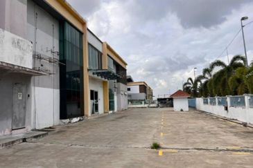 For Sale Below Market Value 2 Storey Semi-D Factory (@ Kawasan Perindustrian Meru Barat, Klang, Selangor 