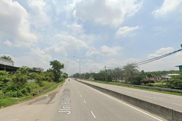 Sale Below Market Value 1.5 storey Light Industrial Factory at  EE Light Industrial Park, Jalan Meru, Klang