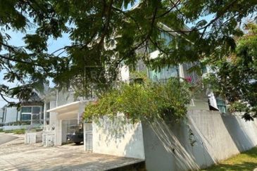 Cristal Serin Residence