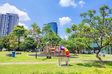 Sale -41% Below Market Value 2.5 storey Bungalow PJS 9/1A, Bandar Sunway (Sunway Utama), 47500 Subang Jaya, Selangor 