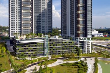 Pandora @ Tropicana Metropark