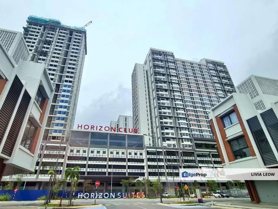 Sale -50% Below Market Value Horizon Suites Bandar Sunsuria, Sepang, Selangor, Selangor, Dengkil