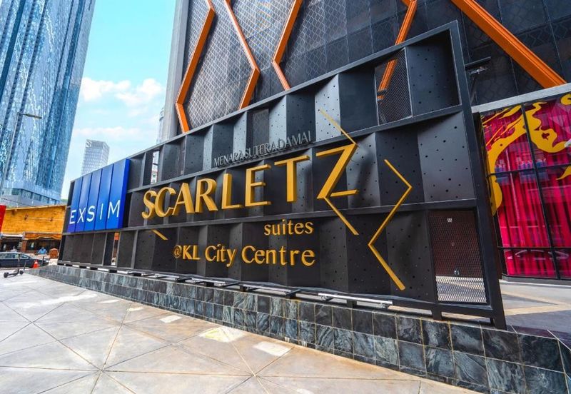 Scarletz Suites