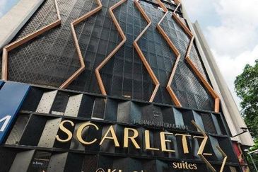 Scarletz Suites