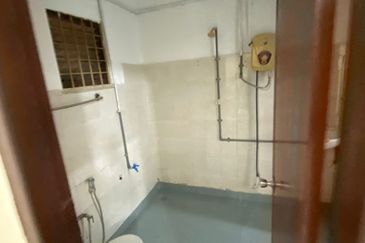 Rent Bungalow  Jalan Ipoh Kuala Lumpur 6000sf P/Furnish 4Rooms 3CarPark Near Mrt Sentul