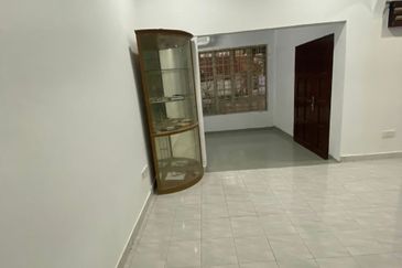 Rent Bungalow  Jalan Ipoh Kuala Lumpur 6000sf P/Furnish 4Rooms 3CarPark Near Mrt Sentul