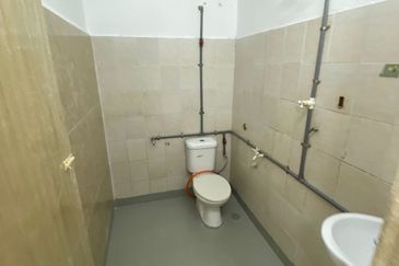 Rent Bungalow  Jalan Ipoh Kuala Lumpur 6000sf P/Furnish 4Rooms 3CarPark Near Mrt Sentul