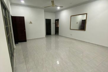 Rent Bungalow  Jalan Ipoh Kuala Lumpur 6000sf P/Furnish 4Rooms 3CarPark Near Mrt Sentul