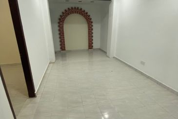 Rent Bungalow  Jalan Ipoh Kuala Lumpur 6000sf P/Furnish 4Rooms 3CarPark Near Mrt Sentul