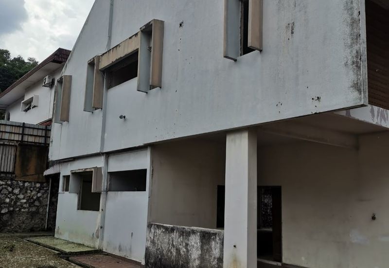  Rent Bungalow Taman Connaught Cheras 2,310sf Non Furnish 4Rooms 6CarPark